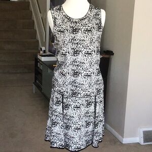 Ann Taylor Black and White 2pc Sweater Set